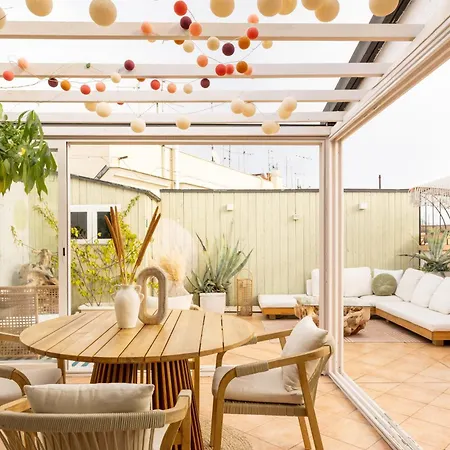 Aria Penthouse & Garden